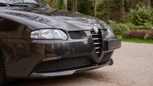 Image 12/60 of Alfa Romeo 147 3.2 GTA (2003)