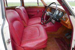 Obraz 21/50 pojazdu Jaguar 240 (1968)
