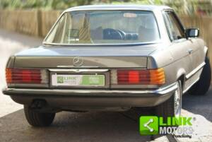 Afbeelding 8/10 van Mercedes-Benz 280 SLC (1976)