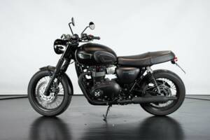 Imagen 1/50 de Triumph DUMMY (2017)