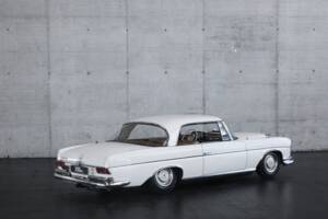 Afbeelding 8/50 van Mercedes-Benz 300 SE (1963)