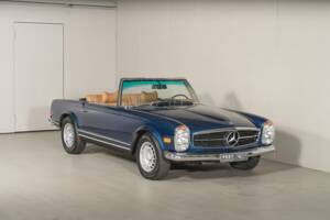 Bild 1/27 von Mercedes-Benz 280 SL (1969)