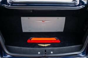 Bild 40/43 von Aston Martin V12 Vanquish (2003)