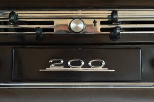 Bild 48/50 von Mercedes-Benz 200 (1966)