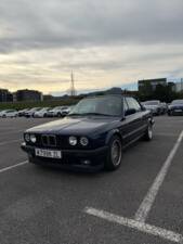 Bild 14/55 von BMW 320i (1991)