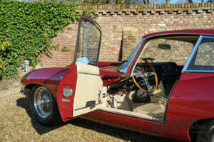 Afbeelding 15/50 van Jaguar E-Type (1968)