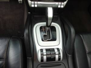 Image 47/99 of Porsche Cayenne Turbo (2007)