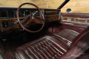 Bild 2/8 von Oldsmobile Toronado (1985)