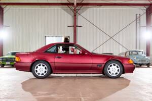 Image 6/43 of Mercedes-Benz 500 SL (1992)