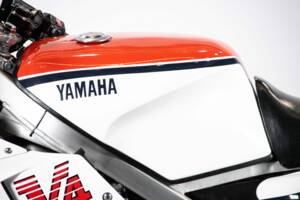 Immagine 24/50 di Yamaha RZV 500 R (1985)
