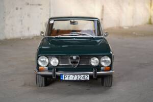 Image 5/83 of Alfa Romeo 1750 Berlina (1970)