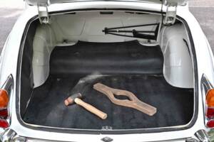 Bild 45/50 von Jaguar Mk II 3.8 (1961)