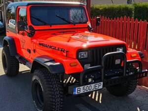 Image 1/8 of Jeep Wrangler 2.5L (1990)