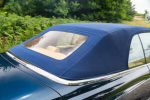 Afbeelding 35/50 van Bentley Azure (1997)