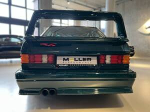 Image 10/27 of Mercedes-Benz 190 E 2.5-16 (1989)