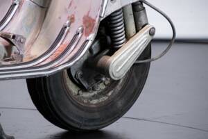 Immagine 21/50 di Piaggio Vespa 125 (1954)