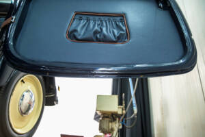 Bild 46/50 von FIAT 500 C Topolino (1953)