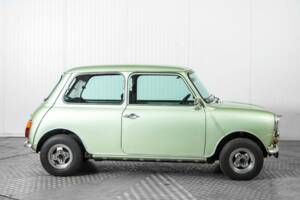 Image 9/50 of Austin Mini 1000 (1983)