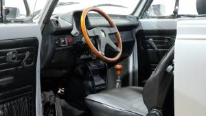 Bild 4/18 von Volkswagen Maggiolone 1303 (1974)