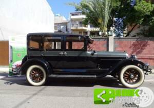 Image 3/10 of Locomobile 8-70 (1928)