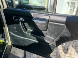 Bild 33/73 von Mercedes-Benz 300 D (1977)