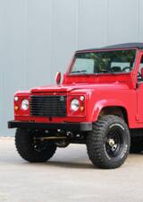 Image 17/38 of Land Rover 110 (1989)