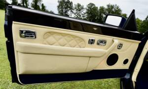 Imagen 34/50 de Bentley Azure Mulliner (2003)