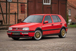 Bild 1/44 von Volkswagen Golf III 2.0 (1994)