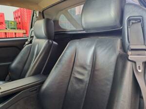 Image 18/50 de Mercedes-Benz 300 SL-24 (1992)