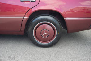 Immagine 21/23 di Mercedes-Benz 200 E-16 (1993)