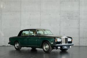 Imagen 23/50 de Rolls-Royce Silver Shadow II (1977)