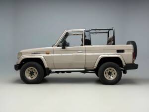 Immagine 14/24 di Toyota Land Cruiser LJ73 (1991)