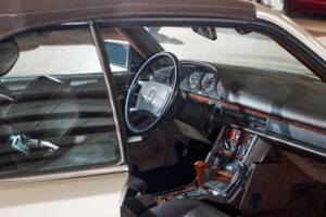 Bild 29/56 von Mercedes-Benz 500 SEC Bähr (1990)