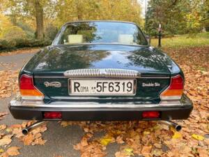 Bild 49/50 von Daimler Double Six (1992)