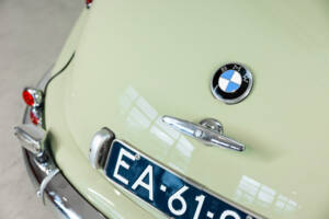 Bild 43/50 von BMW 502 - 3,2 Liter (1955)