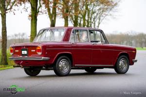 Image 34/41 of Lancia Fulvia (1972)