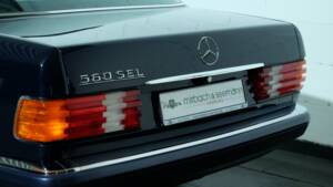 Afbeelding 27/32 van Mercedes-Benz 560 SEL (1990)