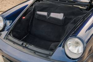 Image 24/27 de Porsche 911 Turbo 3.3 (1991)