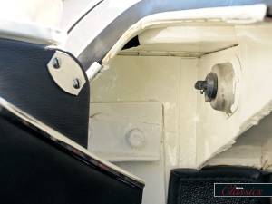 Bild 23/24 von Jaguar E-Type (1970)