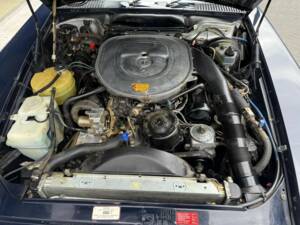 Image 38/50 of Mercedes-Benz 560 SL (1986)