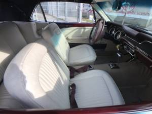 Image 29/32 of Ford Mustang 289 (1968)