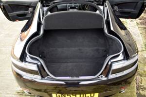 Afbeelding 33/50 van Aston Martin V8 Vantage (2009)