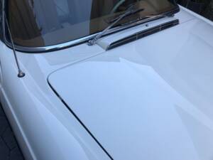 Image 35/43 of Mercedes-Benz 230 SL (1967)