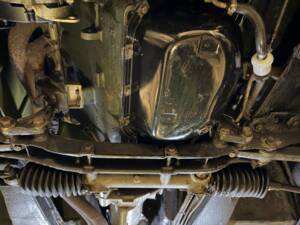 Bild 35/36 von Peugeot 404 Coupé (1966)