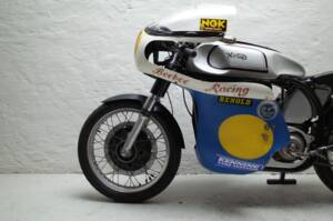 Image 17/26 of Norton Manx 500 (1955)