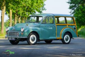 Image 1/34 of Morris Minor 1000 Traveller (1971)