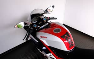 Image 80/98 of Ducati 1098 R (2010)