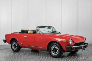 Afbeelding 7/50 van FIAT Spider 2000 (1980)