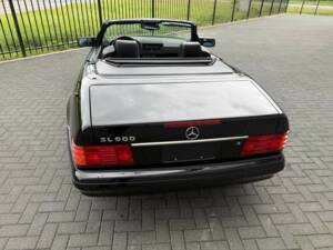 Image 13/50 de Mercedes-Benz SL 600 (1996)