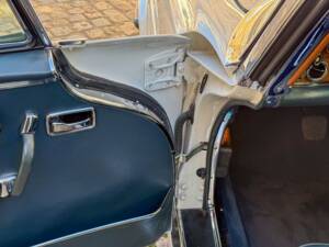 Image 41/50 of Mercedes-Benz 280 SE 3,5 (1971)